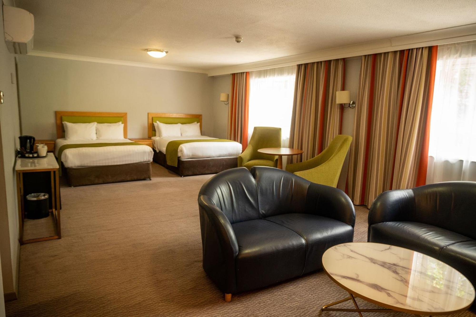 Holiday Inn A55 Chester West By Ihg Northop Ngoại thất bức ảnh